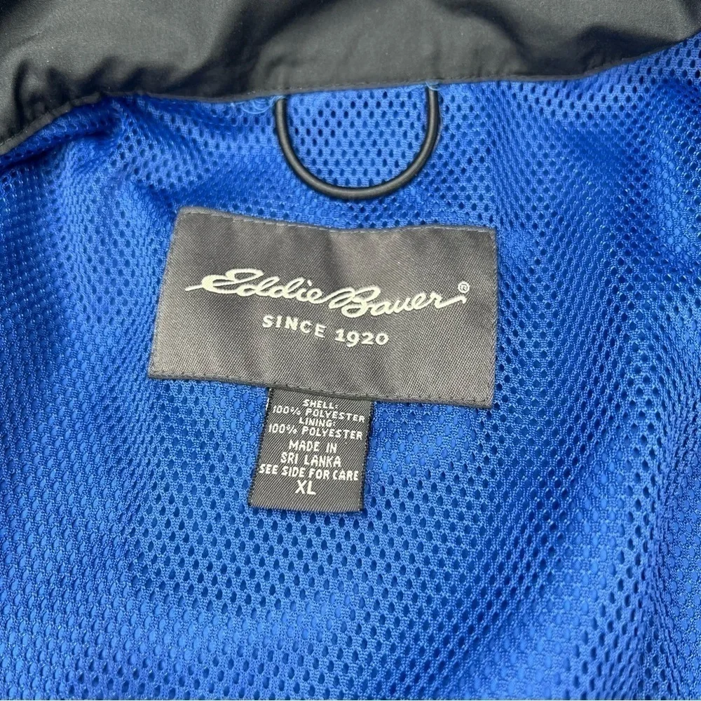 ! Eddie Bauer Men's Windbreaker jacket